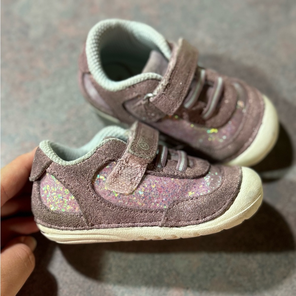 Toddler stride rite shoes
